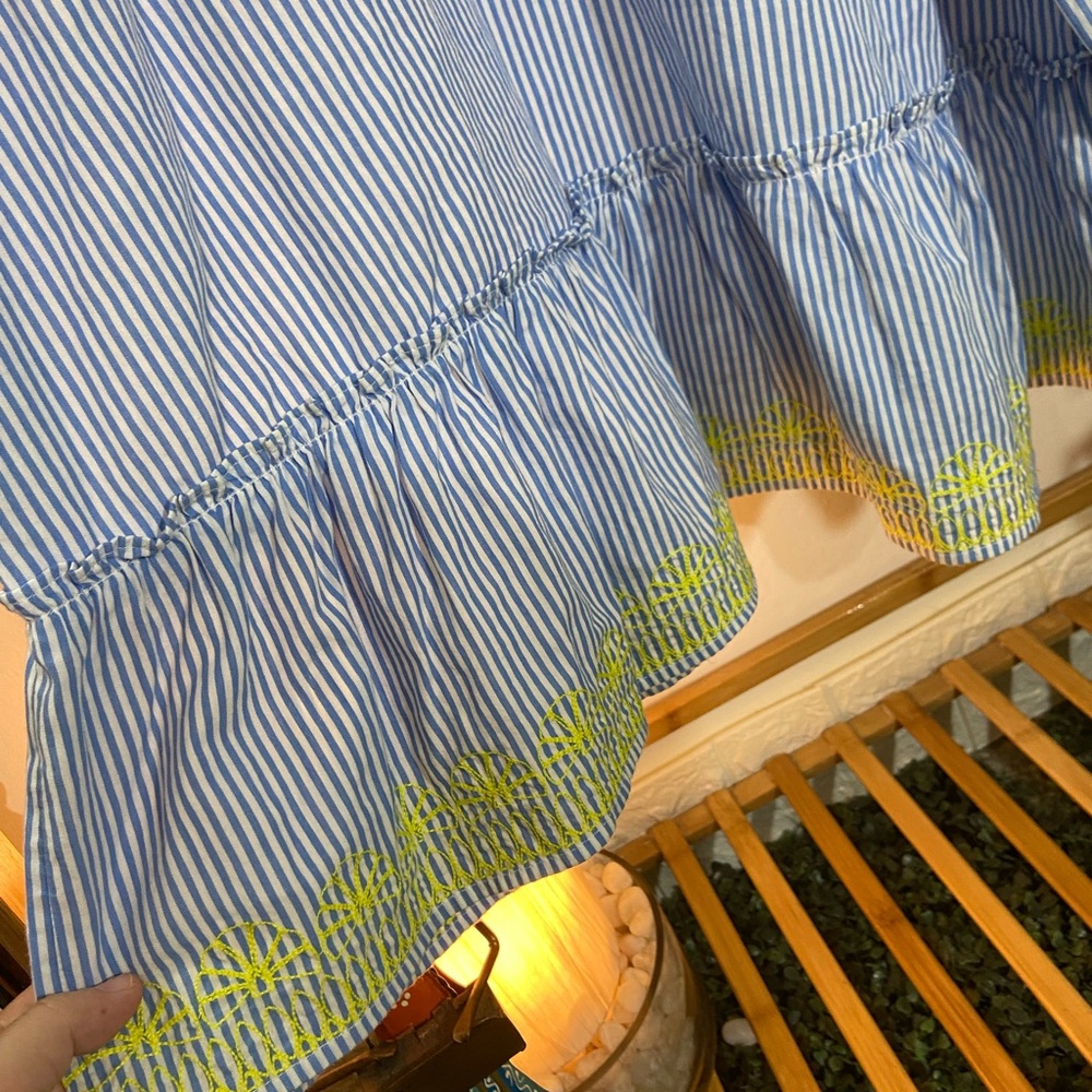 🛍️Striped Tops. Size- Tag it’s XXS BUT THIS IS BIGGER IN SIZE -⬇️Measurement - Picture 11 of 12